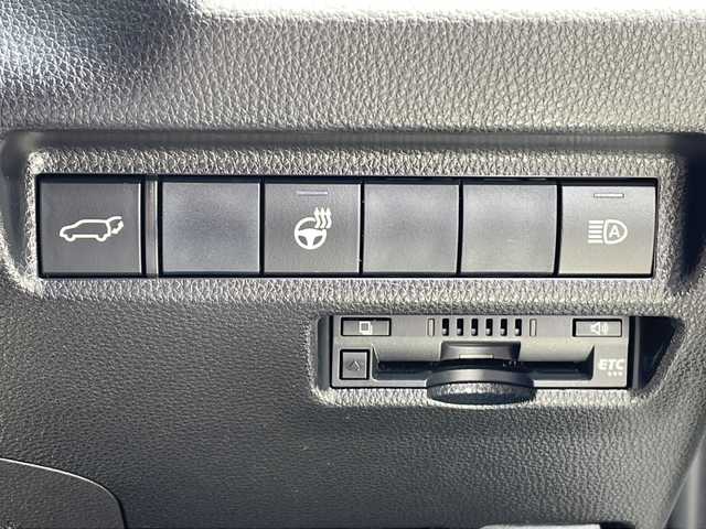 トヨタ ＲＡＶ４ G Zパッケージ 三重県 2019(令1)年 4.1万km ホワイトパールクリスタルシャイン 純正９型ナビ/トヨタセーフティーセンス/衝突軽減ブレーキ/レーンキープアシスト/レーダークルーズコントロール/レーンキープアシスト/標識認識システム/先行車発進お知らせ/BSM/追従走行/D＋N席温シート/D席パワーシート/メモリシート/電動リアゲート/純正デジタルインナーミラー/バックカメラ/フロントカメラ/LEDヘッドライト/フォグライト/ビルトインETC/ステアリングヒーター/純正ドライブレコーダー/USB給電/ドアバイザー/禁煙車