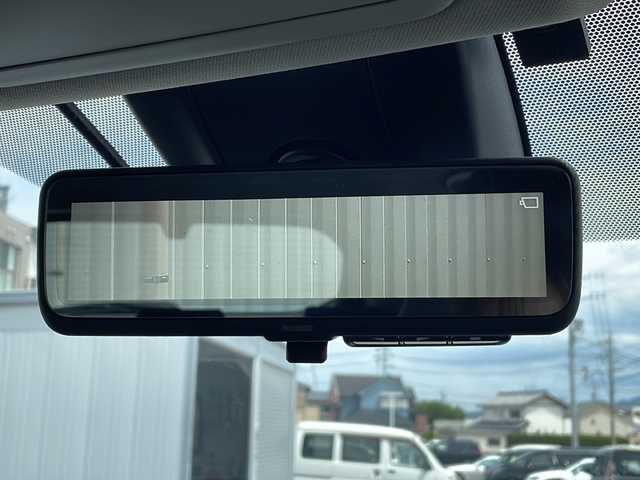 トヨタ ＲＡＶ４ G Zパッケージ 三重県 2019(令1)年 4.1万km ホワイトパールクリスタルシャイン 純正９型ナビ/トヨタセーフティーセンス/衝突軽減ブレーキ/レーンキープアシスト/レーダークルーズコントロール/レーンキープアシスト/標識認識システム/先行車発進お知らせ/BSM/追従走行/D＋N席温シート/D席パワーシート/メモリシート/電動リアゲート/純正デジタルインナーミラー/バックカメラ/フロントカメラ/LEDヘッドライト/フォグライト/ビルトインETC/ステアリングヒーター/純正ドライブレコーダー/USB給電/ドアバイザー/禁煙車