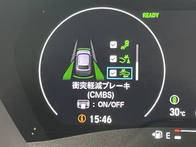 ホンダ ヴェゼル ハイブリッド e:HEV Z 岡山県 2021(令3)年 4万km プラチナホワイトパール Honda SENSING	/・衝突軽減ブレーキ	/・オートハイビーム	/・誤発進抑制機能	/・後方誤発進抑制機能	/・路外逸脱警報機能	/・アダプティブクルーズコントロール	/・車線維持支援システム	/・先行車発進お知らせ機能		/純正９インチメモリナビゲーション		/【フルセグ/Bluetooth/DVD/MSV】		/バックカメラ		/純正18inアルミホイール+サマータイヤ：装着			/レーダークルーズコントロール		/ビルトインETC		/LEDヘッドライト（AUTO機能付き）		/シートヒーター		/横滑り防止機能			/ドライブレコーダー				/スマートキー		/ステアリングスイッチ		/プッシュスタート		/コーナーセンサー				/フロアマット			/スペアキー×１