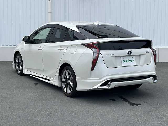 トヨタ プリウス S ツーリングセレクション 三重県 2016(平28)年 4.5万km ホワイトパールクリスタルシャイン 純正9型ナビ/衝突軽減/車線抑制/追従走行/モデリスタエアロ/バックカメラ/シートヒーター(D+N席)/社外ETC/ステアリングスイッチ/オートライト/LEDヘッドライト/フォグライト/禁煙車
