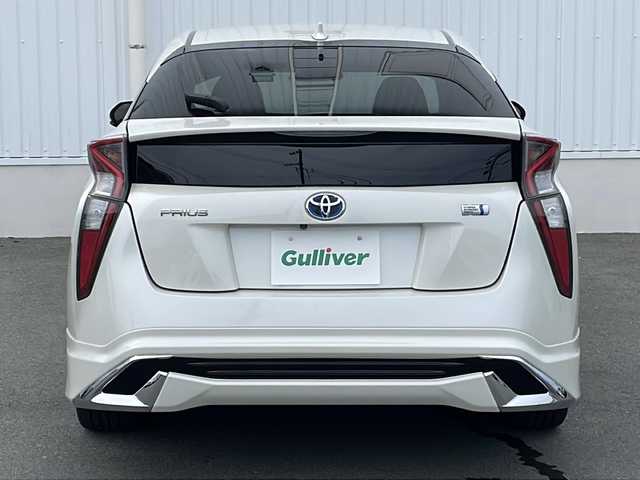 トヨタ プリウス S ツーリングセレクション 三重県 2016(平28)年 4.5万km ホワイトパールクリスタルシャイン 純正9型ナビ/衝突軽減/車線抑制/追従走行/モデリスタエアロ/バックカメラ/シートヒーター(D+N席)/社外ETC/ステアリングスイッチ/オートライト/LEDヘッドライト/フォグライト/禁煙車
