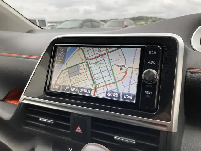 トヨタ シエンタ G クエロ 鳥取県 2018(平30)年 4.7万km ホワイトパールクリスタルシャイン 純正ナビ/フルセグ/CD/DVD/BT/バックカメラ・ETC/トヨタセーフティセンス/レーンキープアシスト/両側パワースライドドア/ハーフレザーシート/LEDヘットライト/オートハイビーム/プッシュエンジンスタート/アイドリングストップ/純正フロアマット/ドアバイザー