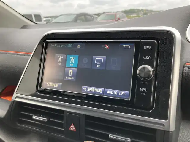 トヨタ シエンタ G クエロ 鳥取県 2018(平30)年 4.7万km ホワイトパールクリスタルシャイン 純正ナビ/フルセグ/CD/DVD/BT/バックカメラ・ETC/トヨタセーフティセンス/レーンキープアシスト/両側パワースライドドア/ハーフレザーシート/LEDヘットライト/オートハイビーム/プッシュエンジンスタート/アイドリングストップ/純正フロアマット/ドアバイザー