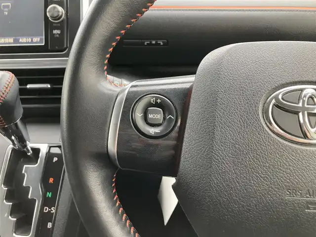 トヨタ シエンタ G クエロ 鳥取県 2018(平30)年 4.7万km ホワイトパールクリスタルシャイン 純正ナビ/フルセグ/CD/DVD/BT/バックカメラ・ETC/トヨタセーフティセンス/レーンキープアシスト/両側パワースライドドア/ハーフレザーシート/LEDヘットライト/オートハイビーム/プッシュエンジンスタート/アイドリングストップ/純正フロアマット/ドアバイザー