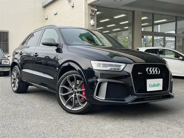 アウディ ＲＳＱ３ パフォーマンス 和歌山県 2017(平29)年 5.4万km 黒 ブラック&ブルー/バルコナレザー &パーフォレイテッドアルカンターラ/BOSEサラウンドサウンドシステム/アウディドライブセレクト/MMIナビゲーション/(ジュークボックス/SD/DVD/CD/Bluetooth/デジタルTV/外部AV入力）/デラックスオートマチックエアコンディショナー/ハイビーム アシスト/レイン／ライトセンサー/LEDリヤダイナミックターンインジケーター/LEDヘッドライト/カラードブレーキキャリパーレッド/RSスポーツサスペンション/アドバンストキーシステム/クルーズコントロール/ヒルディセント アシスト/アウディアクティブレーンアシスト/アウディサイドアシスト/パノラマサンルーフ/プライバシーガラス/オートマチックテールゲート