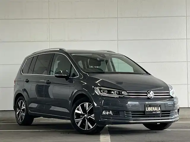 フォルクスワーゲン ＶＷ ゴルフ トゥーラン TDI ハイライン 山形県 2021(令3)年 4.1万km ドルフィングレーメタリック ディスカバーProナビ/アダプティブクルーズコントロール/バックカメラ/全席シートヒーター/レーンキープアシスト/ブラインドスポットモニター/AppleCarPlay/電動リアゲート/パーキングアシスト