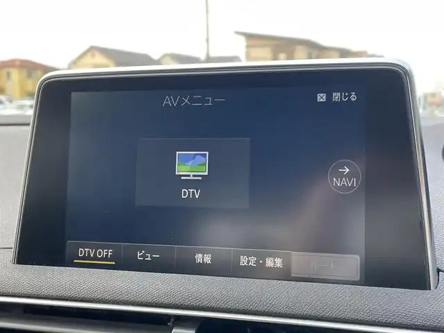 プジョー ５００８ GT ブルーHDi 埼玉県 2018(平30)年 5.8万km Ｄグリーン 黒ハーフレザーシート　/サンルーフ　/純正ナビ　/Ａｐｐｌｅ　Ｃａｒ　Ｐｌａｙ　/３６０度カメラ　/アダプティブクルーズコントロール　/シートヒーター　マッサージシート　/ブラインドスポットモニター　/３列シート