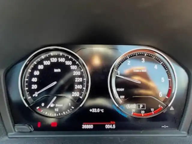 ＢＭＷ １１８ｄ Mスポーツ 宮崎県 2017(平29)年 3.7万km 白 純正HDDナビ/・DVD/・AM FM/・Bluetooth/・USB/バックカメラ/・コーナーセンサー/Mスポーツ専用シート/アイドリングストップ/クルーズコントロール/プッシュスタート/ETC/LEDヘッドライト/・オートライト/純正17インチアルミホイール