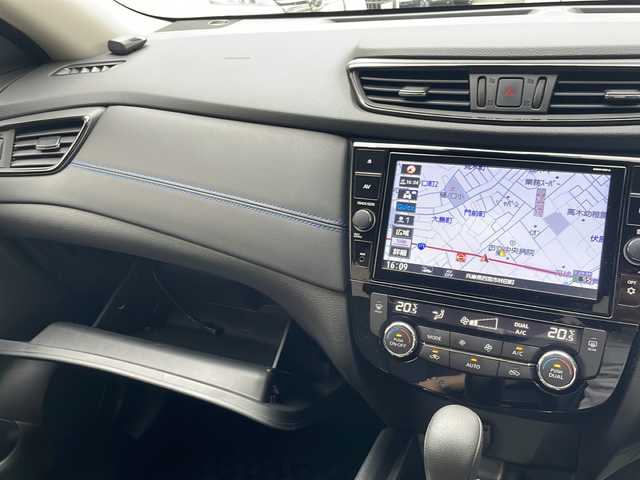 日産 エクストレイル ハイブリッド オーテック iパッケージ 兵庫県 2019(令1)年 1.1万km ダイヤモンドブラック ワンオーナー/純正SDナビ/Bluetooth・AM/FM・HDMI・USB・CD・DVD・Blu-ray・ipod・AUX・AppleCarPlay・AndoroidAuto/4WD/フルセグTV（走行中視聴可能）/プロパイロット（自動運転技術）/インテリジェントアラウンドビューモニター/インテリジェントルームミラー/バックカメラ/電動パーキングブレーキ/オートブレーキホールド/シルバールーフレール/前後ドライブレコーダー/ビルトインETC/電動リアゲート/ルーフレール/アンチロック・ブレーキ・システム/衝突被害軽減システム/盗難防止装置/横滑り防止装置/前後コーナーセンサー/ダウンヒルアシストコントロール/純正フロアマット/サマータイヤ純正ホイール付き/レザーシート/全席シートヒーター/エアバッグ（W＋サイド）/オートライト/LEDヘッドライト/スマートキー/プッシュスタート/取扱説明書/保証書