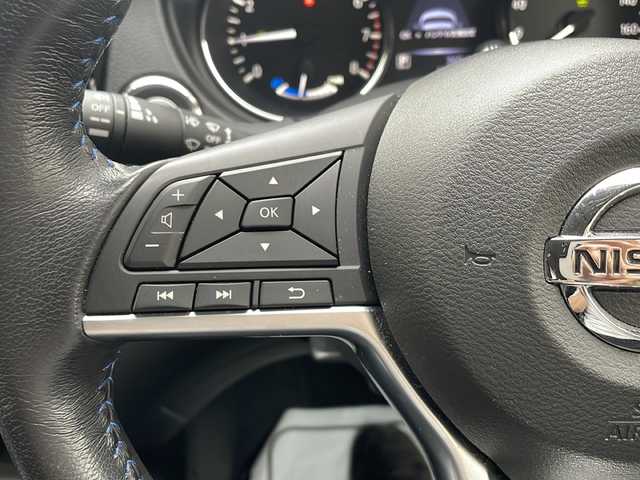 日産 エクストレイル ハイブリッド オーテック iパッケージ 兵庫県 2019(令1)年 1.1万km ダイヤモンドブラック ワンオーナー/純正SDナビ/Bluetooth・AM/FM・HDMI・USB・CD・DVD・Blu-ray・ipod・AUX・AppleCarPlay・AndoroidAuto/4WD/フルセグTV（走行中視聴可能）/プロパイロット（自動運転技術）/インテリジェントアラウンドビューモニター/インテリジェントルームミラー/バックカメラ/電動パーキングブレーキ/オートブレーキホールド/シルバールーフレール/前後ドライブレコーダー/ビルトインETC/電動リアゲート/ルーフレール/アンチロック・ブレーキ・システム/衝突被害軽減システム/盗難防止装置/横滑り防止装置/前後コーナーセンサー/ダウンヒルアシストコントロール/純正フロアマット/サマータイヤ純正ホイール付き/レザーシート/全席シートヒーター/エアバッグ（W＋サイド）/オートライト/LEDヘッドライト/スマートキー/プッシュスタート/取扱説明書/保証書