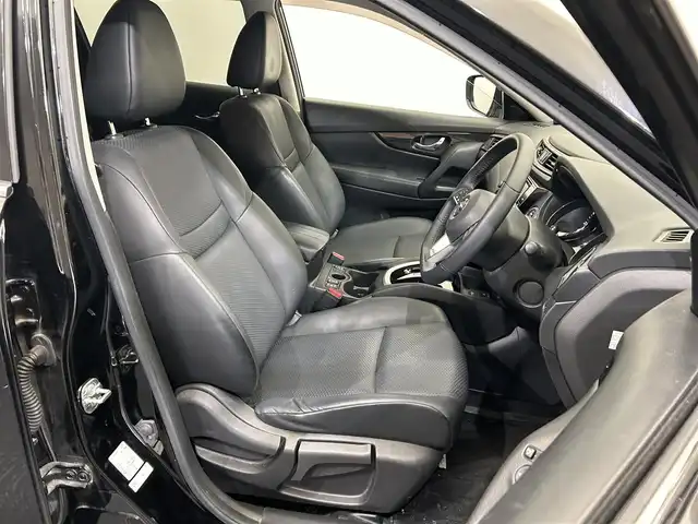 日産 エクストレイル 20Xi 愛媛県 2020(令2)年 3.4万km ダイヤモンドブラック ・９型ナビ/（フルセグＴＶ・ＢＴ・ＣＤ・ＤＶＤ・ＳＤ・ＦＭ・ＡＭ・ＵＳＢ）/・全方位カメラ　/・前後ドラレコ　/・ＥＴＣ　/・全席シートヒーター　/・プロパイロット　/・衝突軽減ブレーキ　/・レーダークルーズコントロール/・パワーバックドア/・スマートキー