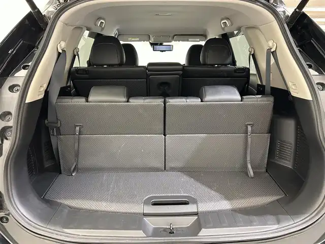 日産 エクストレイル 20Xi 愛媛県 2020(令2)年 3.4万km ダイヤモンドブラック ・９型ナビ/（フルセグＴＶ・ＢＴ・ＣＤ・ＤＶＤ・ＳＤ・ＦＭ・ＡＭ・ＵＳＢ）/・全方位カメラ　/・前後ドラレコ　/・ＥＴＣ　/・全席シートヒーター　/・プロパイロット　/・衝突軽減ブレーキ　/・レーダークルーズコントロール/・パワーバックドア/・スマートキー