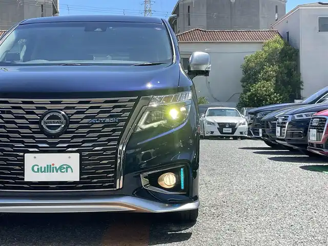 日産 エルグランド オーテック 兵庫県 2021(令3)年 1.9万km ダークブルー 外部検査実施済み//専用ダーククロムフロントグリル//専用フロントプロテクター//専用シグネチャーLED//専用大型リヤスポイラー//専用サイドシルプロテクター//専用バンパーフィニッシャー//専用レザーシート//前席電動/ヒーター/運転席メモリ付//純正10インチメモリーナビ（MM521D-L）//地デジ/DVD/BT//ナビ連動ドライブレーダー//アラウンドビューモニター//純正フリップダウンモニター//両側パワースライドドア//パワーバックドア//ビルトインETC//USBポート//純正18インチAW//前後ソナー//インテリジェントクルーズコントロール//LDW（車線逸脱警報）//インテリジェントLI（車線逸脱防止支援アシスト）//BSW（後側方車両検知警報）//インテリジェントBSI（後側方衝突防止支援システム）//インテリジェントエマージェンシーブレーキ//インテリジェントFCW（前方衝突予測警報）//踏み間違い衝突防止アシスト//RCTA（後退時車両検知警報）//標識検知機能