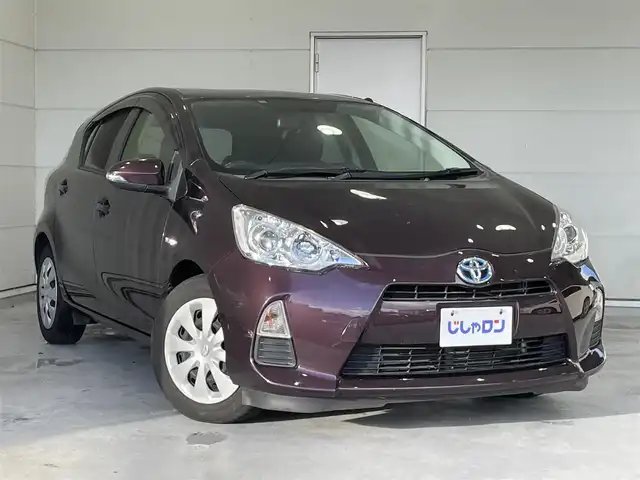 トヨタ アクア G ブラックソフトレザーセレ 沖縄県 2014(平26)年 4.4万km ディープアメジストマイカメタリック (株)IDOMが運営する【じしゃロンコザ店】の自社ローン専用車両になりますこちらは現金またはオートローンご利用時の価格です。自社ローンご希望の方は別途その旨お申付け下さい/・本土仕入/・純正ナビ/・Bluetooth接続/・TV/・DVD再生/・ETC/・スマートキー/・プッシュスタート/・純正フロアマット/・オートライト/・レザーシート