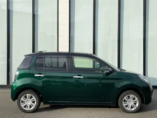 トヨタ パッソ モーダ 大阪府 2021(令3)年 2.9万km ブラックマイカメタリック/ダークエメラルドマイカ 2トーン 純正ナビ /   フルセグTV/CD/DVD/Bluetooth/バックモニター /スマートアシスト /アイドリングストップ /ステアリングスイッチ /オートマチックハイビーム/前後ドライブレコーダー /プッシュスタート /スマートキー /ビルトインＥＴＣ /LEDライト　