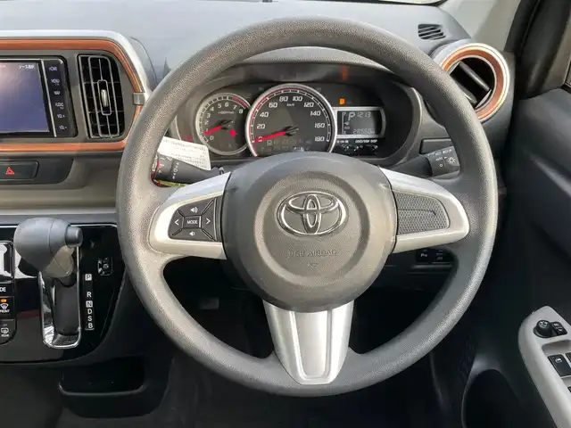 トヨタ パッソ モーダ 大阪府 2021(令3)年 2.9万km ブラックマイカメタリック/ダークエメラルドマイカ 2トーン 純正ナビ /   フルセグTV/CD/DVD/Bluetooth/バックモニター /スマートアシスト /アイドリングストップ /ステアリングスイッチ /オートマチックハイビーム/前後ドライブレコーダー /プッシュスタート /スマートキー /ビルトインＥＴＣ /LEDライト　