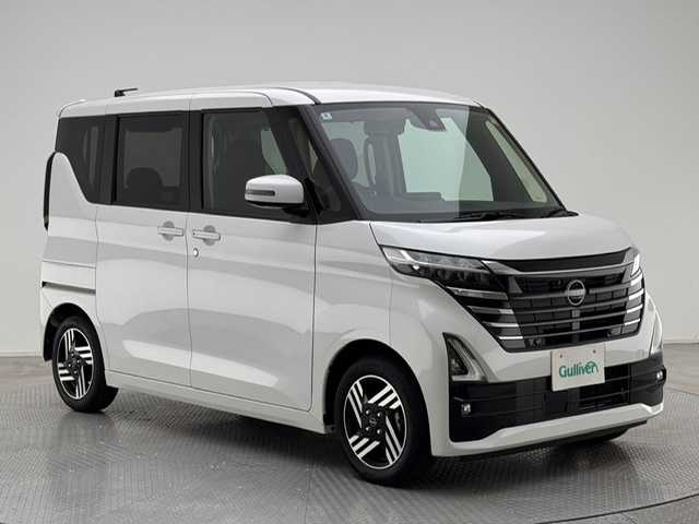 日産 ルークス ハイウェイスター X 兵庫県 2024(令6)年 0.3万km ホワイトパール エマージェンシーブレーキ/社外メモリーナビ＆ワンセグTV/（CD＆SD＆BT）/アラウンドビューモニター/ETC/オートライト/LEDライト/LEDフォグ/純正14inアルミホイール/片側パワースライドドア/ヘッドライトレベライザー/アイドリングストップ/コーナーセンサー/サーキュレーター/スマートキー/プッシュスタート/W＆サイドカーテンエアバック