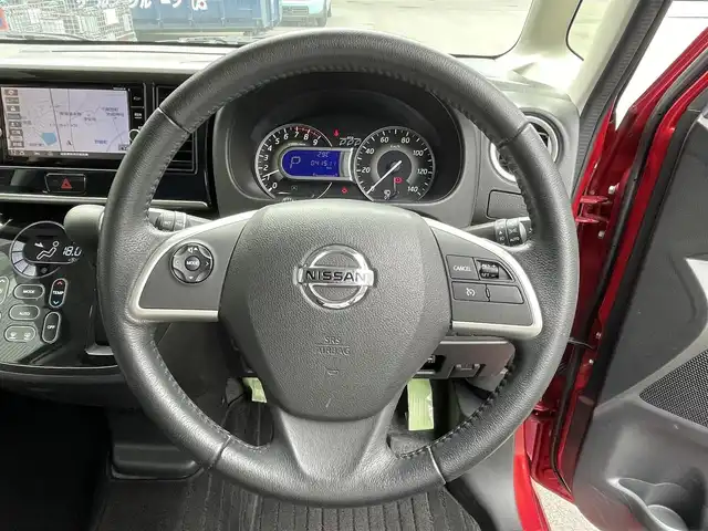 日産 デイズ ルークス ハイウェイスター Gターボ 滋賀県 2018(平30)年 4.2万km スパークリングレッドM 純正7インチナビ/【Bluetooth/CD/DVD/フルセグTV】/全方位カメラ/衝突軽減ブレーキ/クリアランスソナー/クルーズコントロール/両側パワースライドドア/LEDヘッドライト/オートライト/オートマチックハイビーム/ETC/前方ドライブレコーダー/純正15インチAW/プッシュスタート/スマートキー/ステアリングリモコン