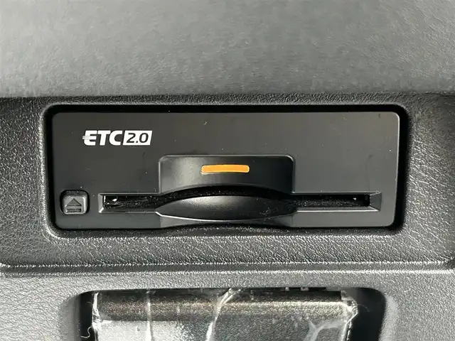 日産 オーラ G レザーエディション 兵庫県 2022(令4)年 2.5万km ピュアホワイトパール / スーパーブラック 2トーン 純正9インチナビ/BOSEサウンド/インテリジェンスミラー/フルセグTV/BTオーディオ/AppleCarPlay/ドライブレコーダー/USB/HDMI/アラウンドビューモニター/プロパイロット/エマージェンシーブレーキ/置き換え充電/レザーシート