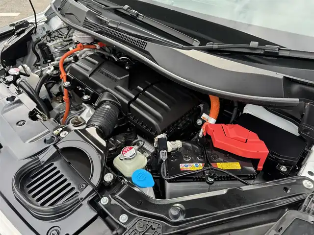 ホンダ ステップワゴン スパーダ eHEV 千葉県 2023(令5)年 3.1万km プラチナホワイトパール ワンオーナー車/ホンダセンシング/衝突軽減ブレーキ/誤発信抑制装置/レーダークルーズコントロール/レーンキープアシスト/ブラインドスポットモニター/純正11インチナビ/フルセグTV/Bluetooth/CarPlay/全方位モニター/両側電動スライドドア/ハーフレザーシート/D/N席シートヒーター/ドライブレコーダー/LEDライト/ETC/保証書・取説/スペアキー