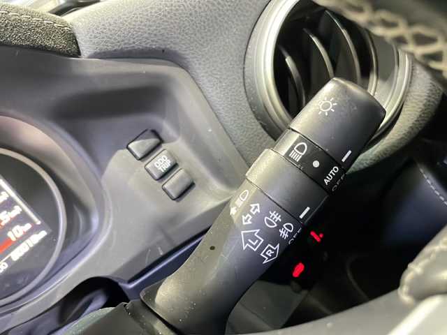 トヨタ ８６ GT リミテッド 高知県 2019(平31)年 6万km クリスタルブラックシリカ MT車/柿本改マフラー/ブレンボキャリパー/純正ナビ/・CD/DVD/・フルセグTV/・Bluetooth/バックモニター/ハーフレザー/シートヒーター/プッシュスタート