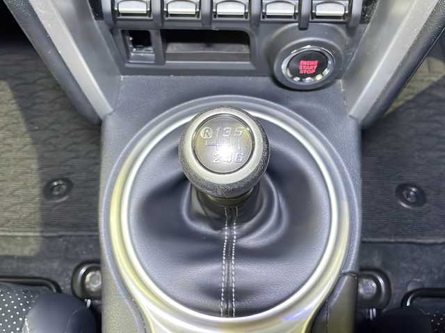 トヨタ ８６ GT リミテッド 高知県 2019(平31)年 6万km クリスタルブラックシリカ MT車/柿本改マフラー/ブレンボキャリパー/純正ナビ/・CD/DVD/・フルセグTV/・Bluetooth/バックモニター/ハーフレザー/シートヒーター/プッシュスタート