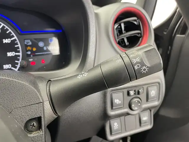 日産 ノート e－パワー ニスモ 滋賀県 2017(平29)年 6.8万km スーパーブラック 純正ナビ/（CD/DVD/BT/フルセグTV/USB）/エマージェンシーブレーキ/車線逸脱警報/アラウンドビューモニター/ETC/純正前後ドライブレコーダー/スマートルームミラー/アダプティブクルーズコントロール/前後ソナー/純正フロアマット/LEDヘッドライト/純正16インチAW
