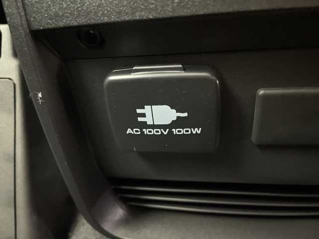 三菱 デリカＤ：５ シャモニー 愛知県 2025(令7)年 0.1千km ブラックダイヤモンド e-Assist/・衝突軽減ブレーキ/・車線逸脱警告/・レーダークルーズコントロール/・オートハイビーム/・誤発進抑制機能/・後側方車両検知警報/・レーンチェンジアシスト/・後退時交差車両検知警報/全方位カメラ/純正アルミホイール(ブラック塗装)/スマートキー/プッシュスタート/パワーシート/シートヒーター/ステアリングヒーター/パワーバックドア/両側パワースライドドア/LEDヘッドライト/ハーフレザーシート