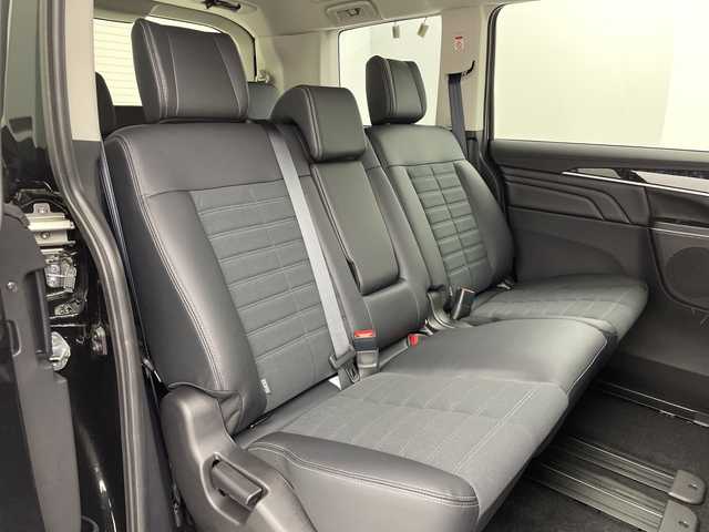 三菱 デリカＤ：５ シャモニー 愛知県 2025(令7)年 0.1千km ブラックダイヤモンド e-Assist/・衝突軽減ブレーキ/・車線逸脱警告/・レーダークルーズコントロール/・オートハイビーム/・誤発進抑制機能/・後側方車両検知警報/・レーンチェンジアシスト/・後退時交差車両検知警報/全方位カメラ/純正アルミホイール(ブラック塗装)/スマートキー/プッシュスタート/パワーシート/シートヒーター/ステアリングヒーター/パワーバックドア/両側パワースライドドア/LEDヘッドライト/ハーフレザーシート