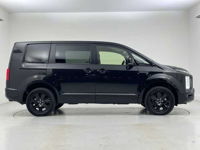 三菱 デリカＤ：５ シャモニー 愛知県 2025(令7)年 0.1千km ブラックダイヤモンド e-Assist/・衝突軽減ブレーキ/・車線逸脱警告/・レーダークルーズコントロール/・オートハイビーム/・誤発進抑制機能/・後側方車両検知警報/・レーンチェンジアシスト/・後退時交差車両検知警報/全方位カメラ/純正アルミホイール(ブラック塗装)/スマートキー/プッシュスタート/パワーシート/シートヒーター/ステアリングヒーター/パワーバックドア/両側パワースライドドア/LEDヘッドライト/ハーフレザーシート