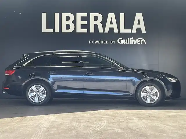 アウディ Ａ４ アバント 2．0 TFSI 群馬県 2017(平29)年 2.5万km 青 スマートキー /禁煙車/パノラマSR/純正ナビ/ACC/バックカメラ /コーナーセンサー/フルセグTV/ETC2.0/AUX/BT/USB/D/Nパワーシート /純正フロアマット/純正16インチAW/オートハイビーム/WAC/電動リアゲート