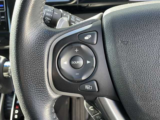 ホンダ ステップワゴン スパーダ ホンダセンシング 長野県 2020(令2)年 2.9万km プレミアムスパークルブラックパール 禁煙車/純正ナビ【VXM-204VFi】/(CD/DVD/フルセグTV/Bluetooth)/ホンダセンシング/・衝突軽減ブレーキ/・誤発進抑制機能/・歩行者事故低減ステアリング/・路外逸脱抑制機能/・追従機能付アダプティブクルーズコントロール/・車線維持支援システム/・先行車発進お知らせ機能/・標識認識機能/バックカメラ/ビルトインETC2.0/両側パワースライドドア/革巻きステアリング/パドルシフト/ステアリングスイッチ/アイドリングストップ/LEDヘッドライト/フォグランプ/オートライト/スマートキー/Pスタート/電動格納ミラー/純正16インチAW/純正フロアマット