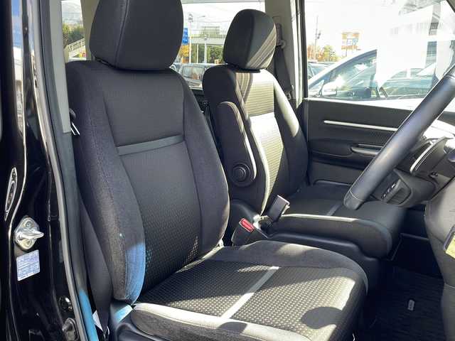 ホンダ ステップワゴン スパーダ ホンダセンシング 長野県 2020(令2)年 2.9万km プレミアムスパークルブラックパール 禁煙車/純正ナビ【VXM-204VFi】/(CD/DVD/フルセグTV/Bluetooth)/ホンダセンシング/・衝突軽減ブレーキ/・誤発進抑制機能/・歩行者事故低減ステアリング/・路外逸脱抑制機能/・追従機能付アダプティブクルーズコントロール/・車線維持支援システム/・先行車発進お知らせ機能/・標識認識機能/バックカメラ/ビルトインETC2.0/両側パワースライドドア/革巻きステアリング/パドルシフト/ステアリングスイッチ/アイドリングストップ/LEDヘッドライト/フォグランプ/オートライト/スマートキー/Pスタート/電動格納ミラー/純正16インチAW/純正フロアマット