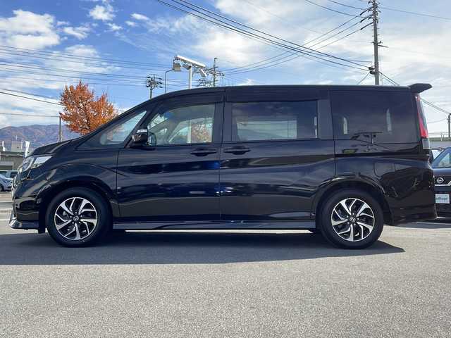 ホンダ ステップワゴン スパーダ ホンダセンシング 長野県 2020(令2)年 2.9万km プレミアムスパークルブラックパール 禁煙車/純正ナビ【VXM-204VFi】/(CD/DVD/フルセグTV/Bluetooth)/ホンダセンシング/・衝突軽減ブレーキ/・誤発進抑制機能/・歩行者事故低減ステアリング/・路外逸脱抑制機能/・追従機能付アダプティブクルーズコントロール/・車線維持支援システム/・先行車発進お知らせ機能/・標識認識機能/バックカメラ/ビルトインETC2.0/両側パワースライドドア/革巻きステアリング/パドルシフト/ステアリングスイッチ/アイドリングストップ/LEDヘッドライト/フォグランプ/オートライト/スマートキー/Pスタート/電動格納ミラー/純正16インチAW/純正フロアマット