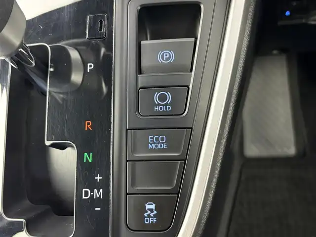 トヨタ ヴォクシー S－Z 愛知県 2022(令4)年 2.2万km アティチュードブラックマイカ トヨタセーフティセンス/・プリクラッシュセーフティ/・レーントレーシングアシスト/・レーダークルーズコントロール/・オートマチックハイビーム/純正ディスプレイオーディオ/・フルセグTV/・Bluetooth/・CD/DVD/・AM/FM/・AppleCarPray/両側パワースライドドア/モデリスタフルエアロ/ブラインドスポットモニター/パワーバックドア/全席シートヒーター/ステアリングヒーター/ハーフレザーシート/ビルトインETC2.0/両側パワースライドドア/純正17インチアルミホイール/LEDヘッドライト