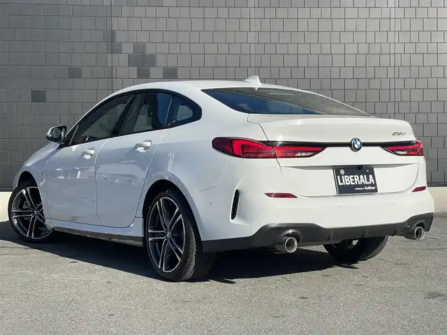 ＢＭＷ ＢＭＷ ２１８ｄ グランクーペ Mスポーツ EDジョイ+ 静岡県 2021(令3)年 2万km アルピンホワイトⅢ ＩＤｒｉｖｅナビゲーション・ＰＫＧ　/ドライビングアシスト　/純正ＨＤＤナビ　/Ｂカメラ　/パーキング・アシスト　/ＬＫＡ　/ＢＳＭ　/インナーミラー一体型ＥＴＣ　/アンビエントライト　/コンフォートアクセス/ワイヤレスチャージ
