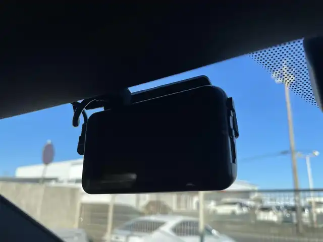 ＢＭＷ ＢＭＷ ２１８ｄ グランクーペ Mスポーツ EDジョイ+ 静岡県 2021(令3)年 2万km アルピンホワイトⅢ ＩＤｒｉｖｅナビゲーション・ＰＫＧ　/ドライビングアシスト　/純正ＨＤＤナビ　/Ｂカメラ　/パーキング・アシスト　/ＬＫＡ　/ＢＳＭ　/インナーミラー一体型ＥＴＣ　/アンビエントライト　/コンフォートアクセス/ワイヤレスチャージ