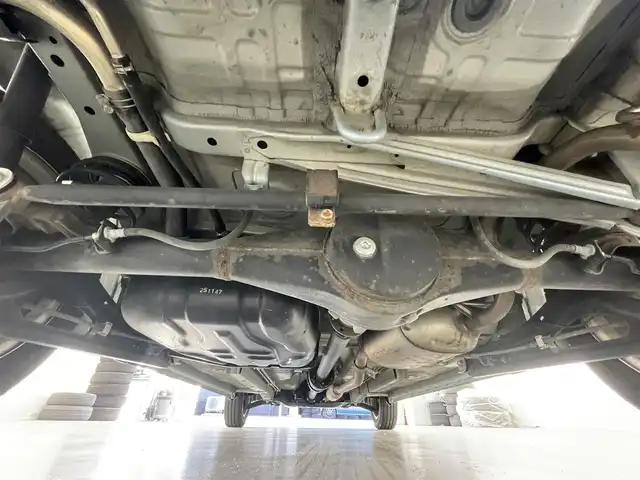 スズキ ラパン ショコラ X 滋賀県 2014(平26)年 8.3万km フィズブルーパールメタリック 純正7インチナビ/【Bluetooth/ワンセグTV】/HIDヘッドライト/D席シートヒーター/ビルトインETC/プッシュスタート/スマートキー