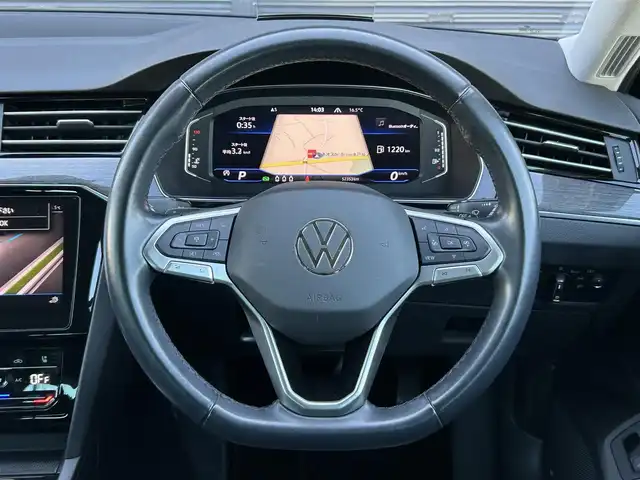 フォルクスワーゲン ＶＷ パサート ヴァリアント TDIエレガンス アドバンス 茨城県 2021(令3)年 5.3万km ディープブラックパールエフェクト 黒革 /シートヒーター /エアシ-ト /パワーシート/LEDマトリックス /ダイナミックターンインジケーター/ダイナミックコーナリングライト/HUD /デジタルメ-タ-クラスタ- /Discover Pro /BT/USB/CarPlay /PWテ-ルゲ-ト /オ-ルインSFT /アラウンドビュ-カメラ /ACC /LKA /LCA /パ-クアシスト /リヤトラフィックアラ-ト /ETC2.0/パドルシフト/ルーフレール/前後ドラレコ/禁煙車