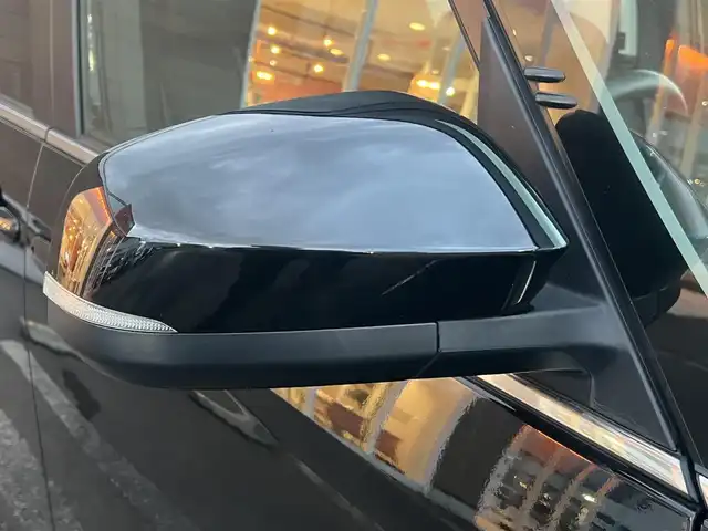 トヨタ ノア S－Z 秋田県 2024(令6)年 1.9万km アティチュードブラックマイカ ４WD/衝突軽減システム/LEDヘッドライト/両側パワースライドドア/純正メモリナビ（DVD/CD/BT/AM/FM）/フルセグ（走行中視聴不可能）/バックカメラ/トヨタ純正１６インチアルミ（夏タイヤ装着）/スマートキー/アイドリングストップ/プッシュスタート/クルーズコントロール追従走行あり/MTモード付AT/オートマチックハイビーム/コーナーセンサー/レーントレーシングアシスト/ステアリングスイッチ/前席シートヒーター/電動パーキングブレーキ/オートブレーキホールド機能/ビルトインETC/社外フロアマット/オートライト/ダブルオートエアコン/パワーステアリング/パワーウィンドウ/ヘッドライトレベライザー/横滑り防止/盗難防止装置/寒冷地仕様/電動格納ウィンカーミラー/保証書/取扱説明書/記録簿/スペアキー×１