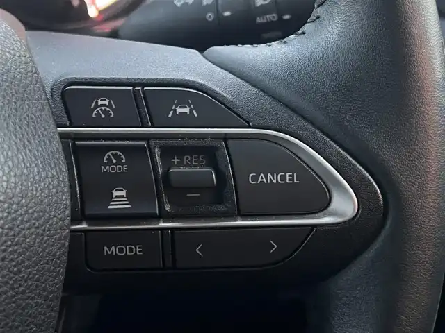 トヨタ ノア S－Z 秋田県 2024(令6)年 1.9万km アティチュードブラックマイカ ４WD/衝突軽減システム/LEDヘッドライト/両側パワースライドドア/純正メモリナビ（DVD/CD/BT/AM/FM）/フルセグ（走行中視聴不可能）/バックカメラ/トヨタ純正１６インチアルミ（夏タイヤ装着）/スマートキー/アイドリングストップ/プッシュスタート/クルーズコントロール追従走行あり/MTモード付AT/オートマチックハイビーム/コーナーセンサー/レーントレーシングアシスト/ステアリングスイッチ/前席シートヒーター/電動パーキングブレーキ/オートブレーキホールド機能/ビルトインETC/社外フロアマット/オートライト/ダブルオートエアコン/パワーステアリング/パワーウィンドウ/ヘッドライトレベライザー/横滑り防止/盗難防止装置/寒冷地仕様/電動格納ウィンカーミラー/保証書/取扱説明書/記録簿/スペアキー×１