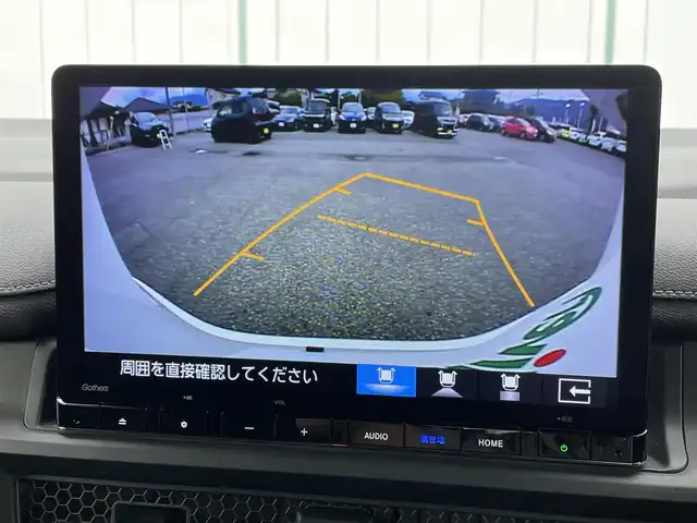 ホンダ ステップワゴン スパーダ eHEV 山梨県 2022(令4)年 6.5万km プラチナホワイトパール ワンオーナー/純正11型ナビ(BT/CD/DVD)/フルセグTV/パワースライドドア(両側)/パワーバックドア/バックカメラ/ビルトインETC/純正15.6型リア席モニター/渋滞追従機能付アダプティブクルーズコントロール/ソナーセンサー/ホンダセンシング/・衝突軽減ブレーキ/・誤発進抑制機能(前後)/・近距離衝突軽減ブレーキ/・歩行者事故低減ステアリング/・車線維持支援システム/・トラフィックジャムアシスト/・先行車発進お知らせ機能/・標識認識機能/・オートハイビーム/LEDヘッドランプ/デュアルオートエアコン/本革巻きステアリング/パドルシフト/合皮/撥水ファブリックコンビシート/前席シートヒーター/2列目キャプテンシート(オットマン付)/純正16インチアルミホイール/スマートキーシステム/禁煙車