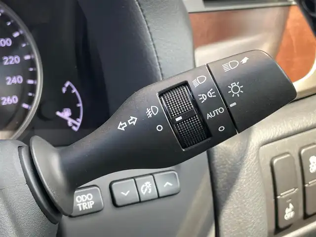 レクサス ＧＳ 450h Iパッケージ 石川県 2012(平24)年 7.1万km ホワイトパールクリスタルシャイン 純正ナビ/（Bluetooth/フルセグ/DVD）/バックカメラ/ビルドインETC/フロアマット/MTモード付AT/レザーシート/パワーシート/シートヒーター/エアシート/ローダウン/20インチ社外AW/LEDヘッドライト/フォグランプ/ウィンカーミラー/電格ミラー