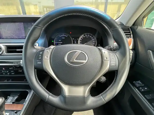 レクサス ＧＳ 450h Iパッケージ 石川県 2012(平24)年 7.1万km ホワイトパールクリスタルシャイン 純正ナビ/（Bluetooth/フルセグ/DVD）/バックカメラ/ビルドインETC/フロアマット/MTモード付AT/レザーシート/パワーシート/シートヒーター/エアシート/ローダウン/20インチ社外AW/LEDヘッドライト/フォグランプ/ウィンカーミラー/電格ミラー