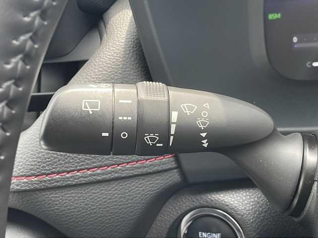 トヨタ ＲＡＶ４ アドベンチャー オフロードPKGⅡ 青森県 2022(令4)年 2.6万km スーパーホワイトⅡ 4WD/純正10.5インチディスプレイオーディオナビ/フルセグTV・Bluetooth・USB/OPパノラミックビューモニター/OPデジタルインナーミラー/OPパワーバックドア/黒合皮シート/前席エアシート・ヒーター/運転席パワーシート/ステアリングヒーター/セーフティセンス/プリクラッシュセーフティ/レーダークルーズコントロール/レーントレーシングアシスト/オートマチックハイビーム/ブラインドスポットモニター/前後コーナーセンサー/社外前後ドライブレコーダー/ビルトインETC2.0/純正フロアマット/トヨタアップグレードLEDヘッドランプ/LEDフォグランプ/専用ブリッジ型ルーフレール/専用サスペンション/専用18インチアルミ