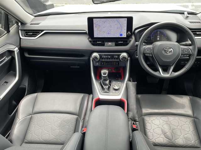 トヨタ ＲＡＶ４ アドベンチャー オフロードPKGⅡ 青森県 2022(令4)年 2.6万km スーパーホワイトⅡ 4WD/純正10.5インチディスプレイオーディオナビ/フルセグTV・Bluetooth・USB/OPパノラミックビューモニター/OPデジタルインナーミラー/OPパワーバックドア/黒合皮シート/前席エアシート・ヒーター/運転席パワーシート/ステアリングヒーター/セーフティセンス/プリクラッシュセーフティ/レーダークルーズコントロール/レーントレーシングアシスト/オートマチックハイビーム/ブラインドスポットモニター/前後コーナーセンサー/社外前後ドライブレコーダー/ビルトインETC2.0/純正フロアマット/トヨタアップグレードLEDヘッドランプ/LEDフォグランプ/専用ブリッジ型ルーフレール/専用サスペンション/専用18インチアルミ