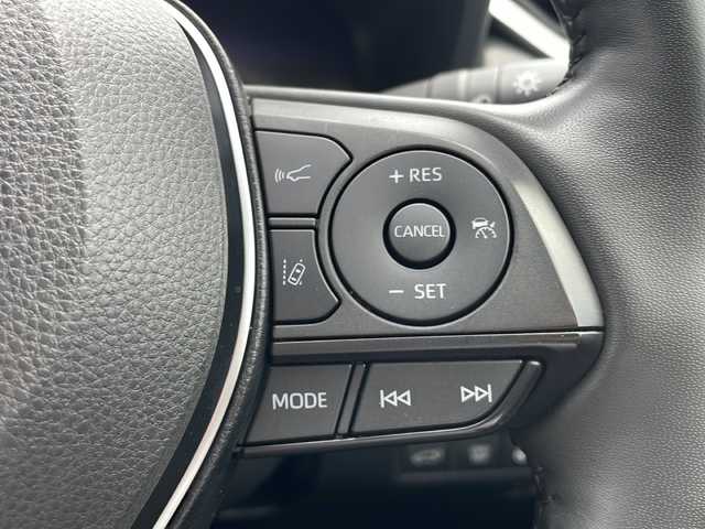トヨタ ＲＡＶ４ アドベンチャー オフロードPKGⅡ 青森県 2022(令4)年 2.6万km スーパーホワイトⅡ 4WD/純正10.5インチディスプレイオーディオナビ/フルセグTV・Bluetooth・USB/OPパノラミックビューモニター/OPデジタルインナーミラー/OPパワーバックドア/黒合皮シート/前席エアシート・ヒーター/運転席パワーシート/ステアリングヒーター/セーフティセンス/プリクラッシュセーフティ/レーダークルーズコントロール/レーントレーシングアシスト/オートマチックハイビーム/ブラインドスポットモニター/前後コーナーセンサー/社外前後ドライブレコーダー/ビルトインETC2.0/純正フロアマット/トヨタアップグレードLEDヘッドランプ/LEDフォグランプ/専用ブリッジ型ルーフレール/専用サスペンション/専用18インチアルミ