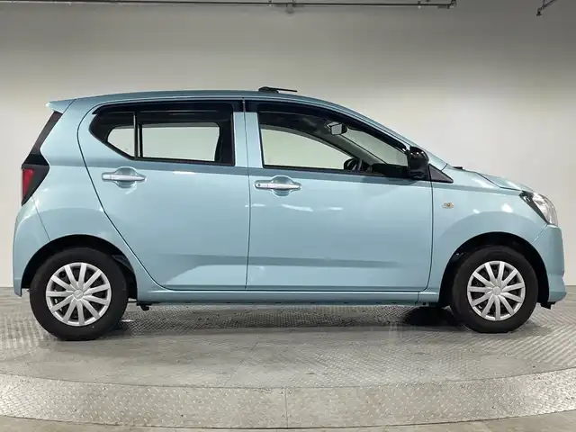ダイハツ ミラ イース L SAⅢ 神奈川県 2021(令3)年 0.4万km スカイブルーメタリック スマートアシスト/・プリクラッシュセーフティ/・オートマチックハイビーム/オーディオ/・CD/AUX/AM/FM/アイドリングストップ機能/コーナーセンサー/ヘッドライトレベライザー/Autoライト/キーレス/純正フロアマット/純正ドアバイザー