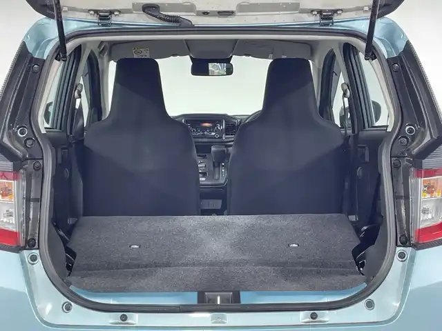 ダイハツ ミラ イース L SAⅢ 神奈川県 2021(令3)年 0.4万km スカイブルーメタリック スマートアシスト/・プリクラッシュセーフティ/・オートマチックハイビーム/オーディオ/・CD/AUX/AM/FM/アイドリングストップ機能/コーナーセンサー/ヘッドライトレベライザー/Autoライト/キーレス/純正フロアマット/純正ドアバイザー