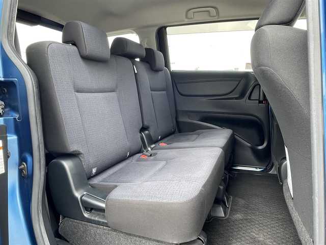 トヨタ シエンタ G 福岡県 2016(平28)年 7万km コバルトブルーメタリック 純正7型SDナビ(フルセグTV/DVD/CD/BT)バックモニタトヨタセーフティセンス両側パワースライドドアETC純正フロアマットプッシュスタートスマートキー